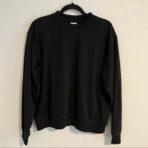 Black Crewneck - H&M - Size Medium